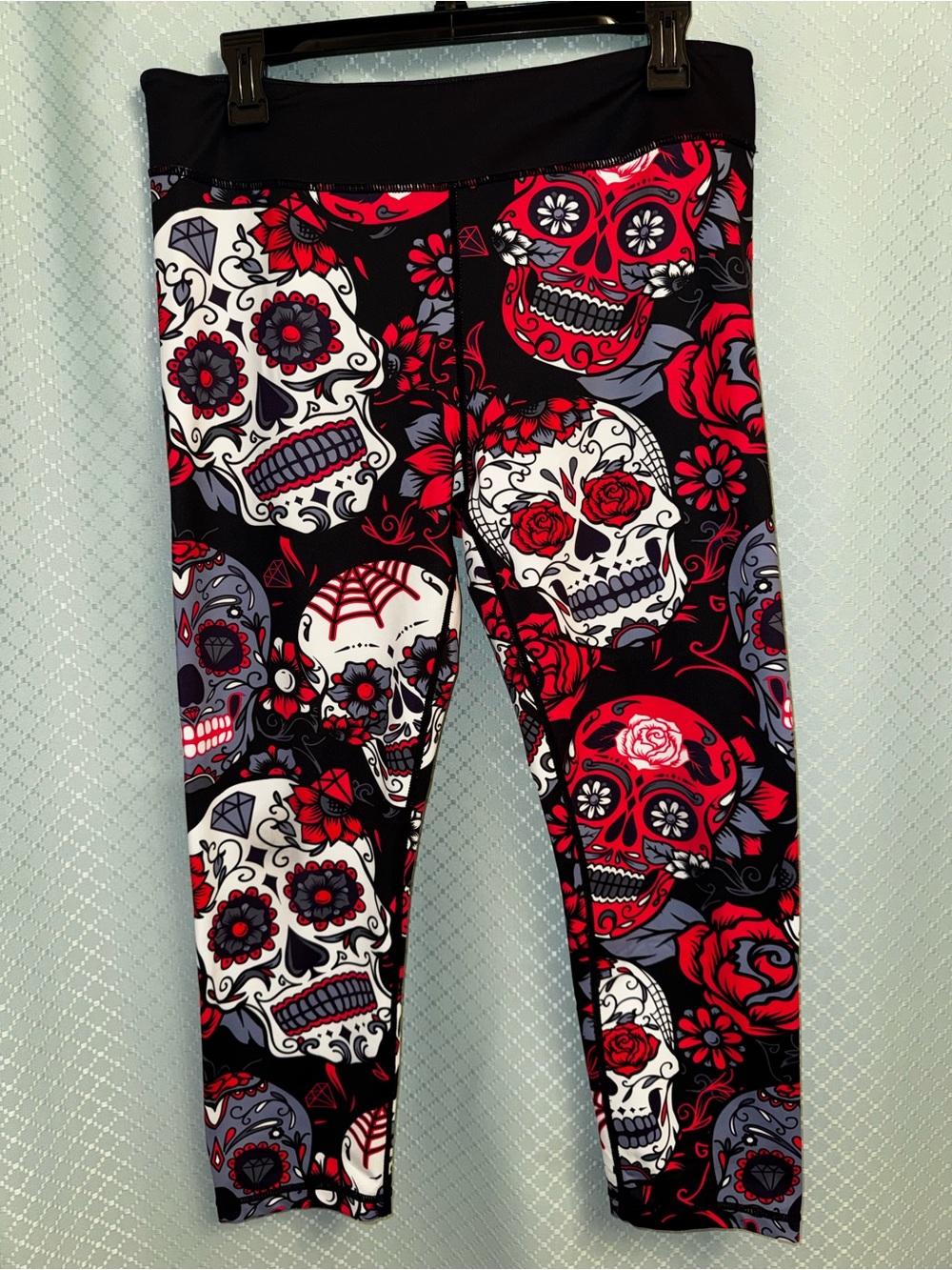Constantly Varied Gear (CVG) Black & Red Sugar Skull Print Capri Leggings, XL
